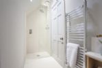 Hayloft shower room shared with Moonstone and Ruby bedrooms